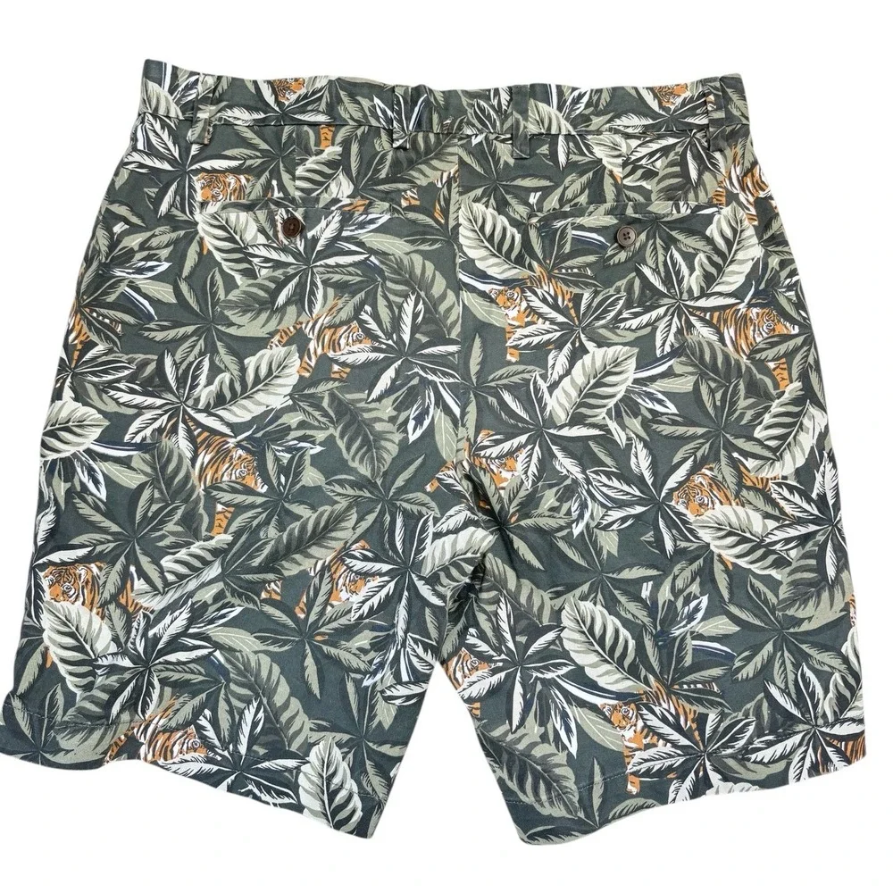 Banana Republic Aiden Shorts Mens 34 Green Tiger Tropical Palm‎ Leaf Print Slim